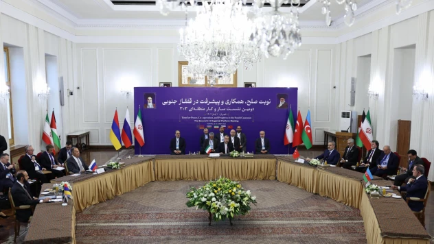 Dışişleri Bakanı Fidan, Tahran'da Güney Kafkasya toplantısına katıldı