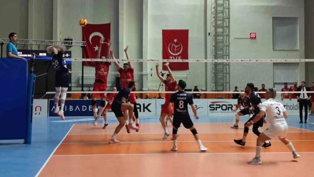 AXA Sigorta Efeler Ligi: TÜRŞAD: 0 - Ziraat Bankası: 3