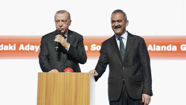 'Eğitimi siyasete meze yapmak doğru değildir'