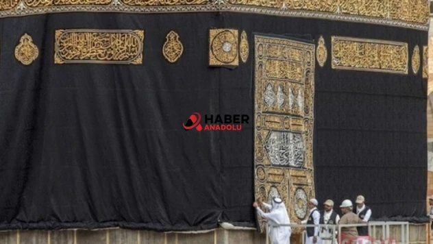 Epstein Dosyalarında 'Kâbe Örtüsü' Skandalı