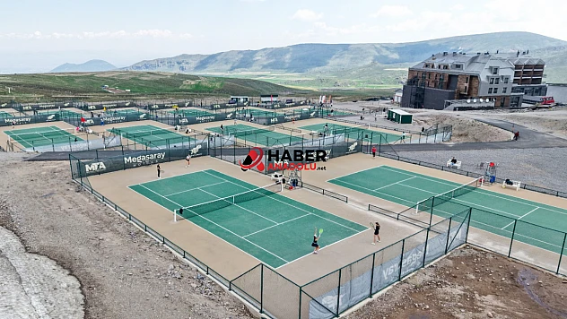 Erciyes, Dünya Tenis Turu'na Ev Sahipliği Yapıyor