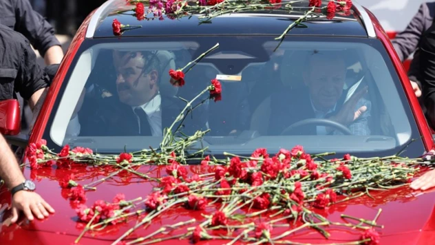 Erdoğan Bursa'ya Togg aracıyla giriş yaptı