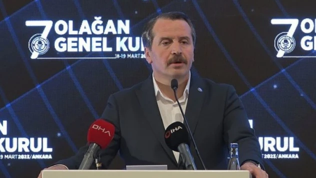 Erdoğan'ın iradesini ayakta alkışlıyoruz