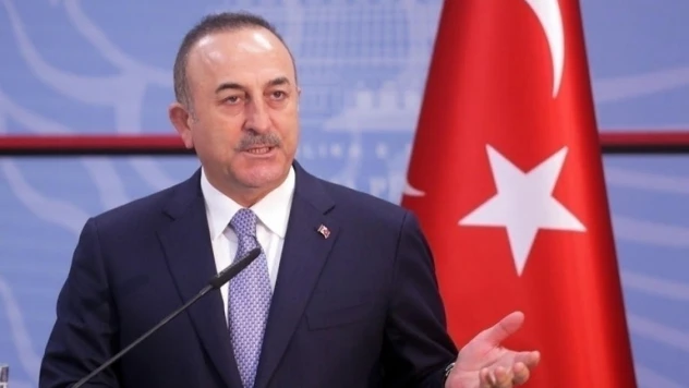 Erozan, bakanlık terbiyesini almadığınızı biliyorum ama insanlıktan da nasibinizi almadığınızı bugün öğrenmiş oldum