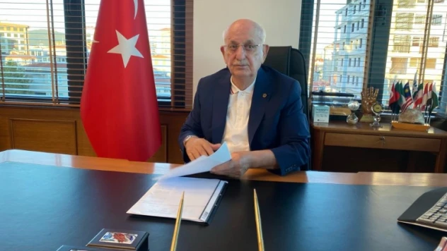 Eski TBMM Başkanı İsmail Kahraman: Türkiye'yi kurtarayım derken, batırma noktasına getirmişlerdir