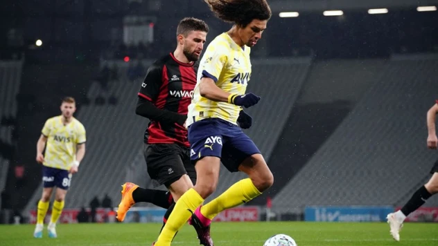 Fatih Karagümrük: 1 - Fenerbahçe: 2