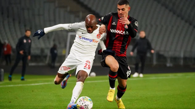 Fatih Karagümrük: 4 - Ümraniyespor: 2