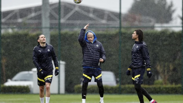 Fenerbahçe, Beşiktaş maçı hazırlıklarına başladı