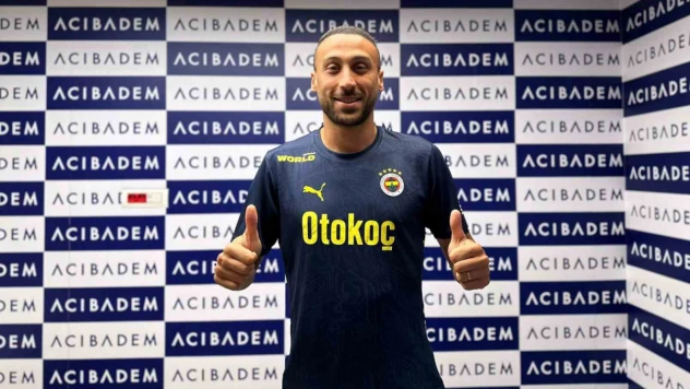Fenerbahçe, Cenk Tosun'u kadrosuna kattı