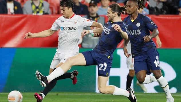 Fenerbahçe, Kadıköy'de çeyrek final için mücadele edecek