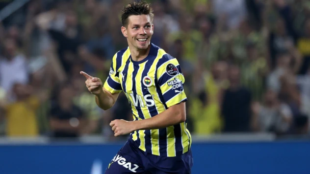 Fenerbahçe, Miha Zajc ile sözleşme yeniledi