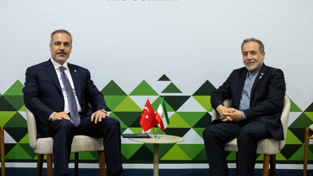 Fidan, İranlı mevkidaşı Abbas Arakçi ile görüştü