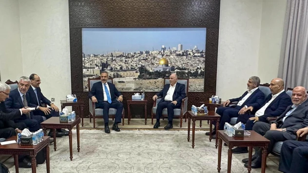 Fidan ve Kalın, Hamas Yetkilileriyle Katar'da Görüştü
