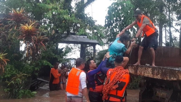 Filipinler'deki sel felaketinde can kaybı 25'e yükseldi