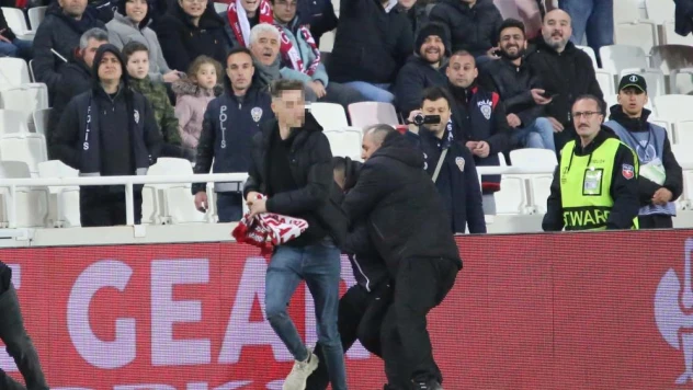 Fiorentinalı futbolcunun burnunu kıran taraftar adliyeye sevk edildi