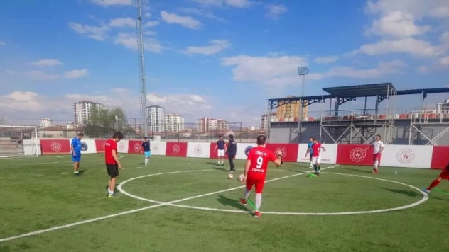 Görme Engelliler B1 Futbol Milli Takımı Kayseri'de kamp yapıyor