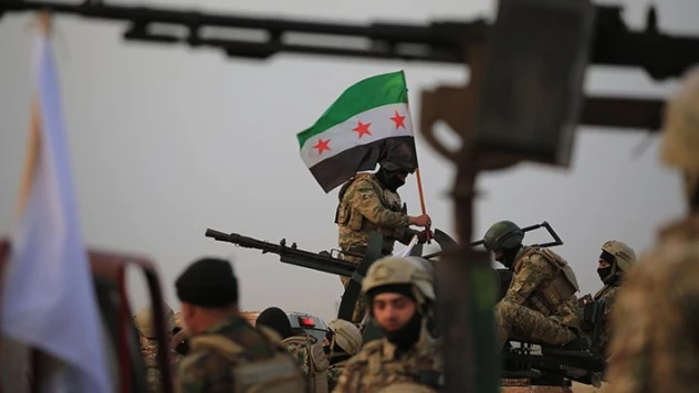 Halep şehrinin kuzeyinde askeri tatbikat düzenlendi