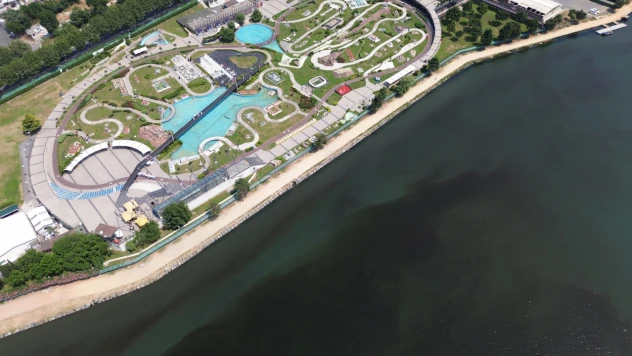 Haliç reklamlarda mavi gerçekte siyah