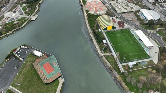 Haliç, yeniden karardı