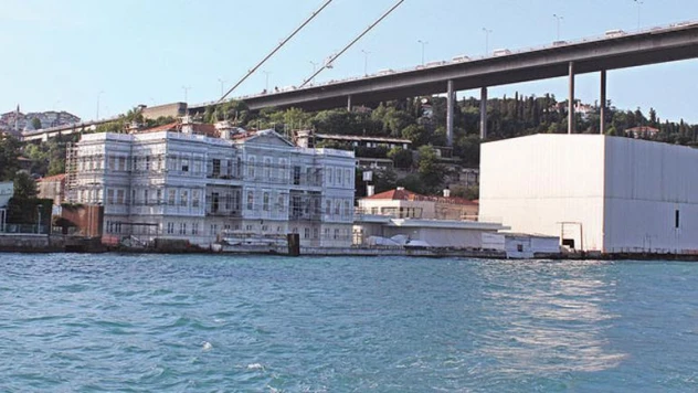 Hatice Sultan ve Fehime Sultan Yalıları açıklaması