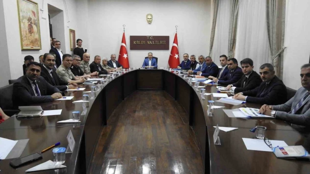 İçişleri Bakanı Ali Yerlikaya sınırın sıfır noktasında