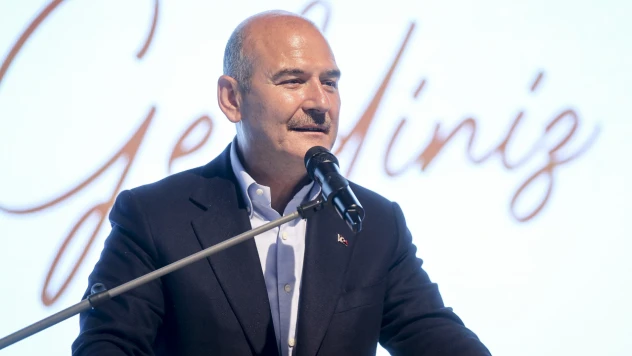 İçişleri Bakanı Soylu: Cumhurbaşkanı Erdoğan ay yıldızlı bayraklarla, onlar HDP'nin bayraklarıyla miting yapıyor