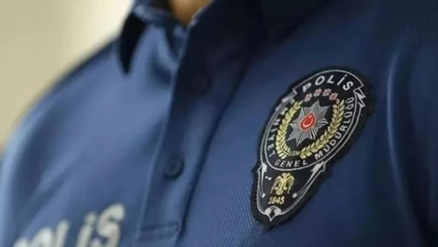 İçişleri Bakanlığı yakınında devriye atan polislere doğru koşarak gelen şahıs etkisiz hale getirildi