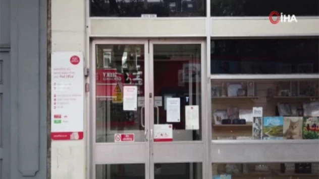 İngiltere'de 115 bin postane çalışanından iş bırakma eylemi