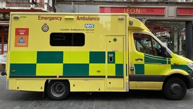 İngiltere'de ambulans gelmek bilmedi
