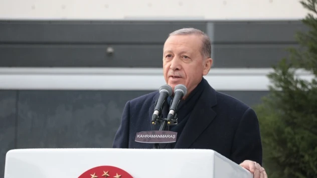 İnşallah 1 yıl içerisinde kalıcı konutları bitirerek vatandaşlarımıza teslim edeceğiz