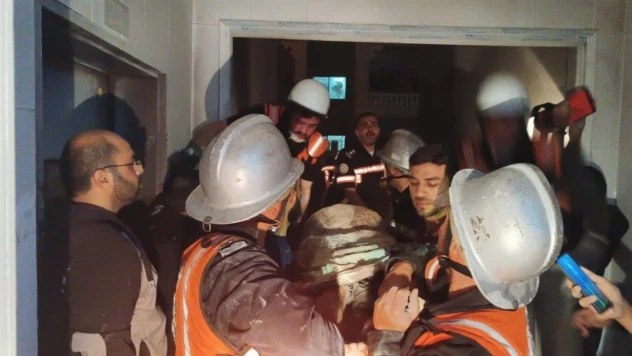 İsrail, Han Yunus'ta apartmanı vurdu