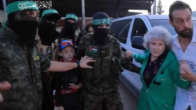 İsrail'in esirlerin serbest bırakılması karşılığında Hamas'a çatışmalara 2 ay ara verilmesini teklif ettiği iddiası