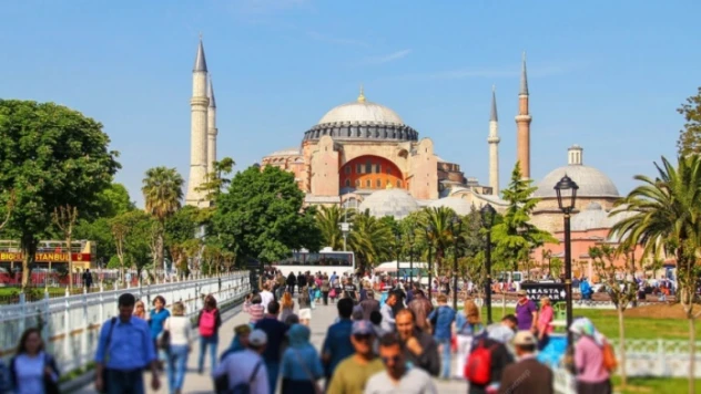 İstanbul turist rekoru kırdı
