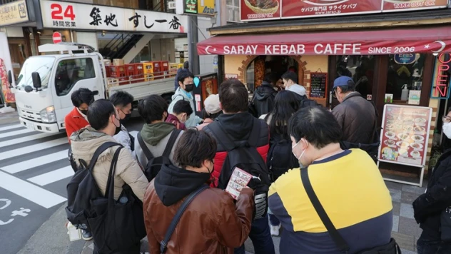 Japon tarzı Türk döneri,yoğun ilgi görüyor