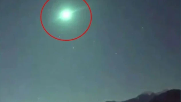 Japonya'da ateş topu şeklinde göktaşı görüldü