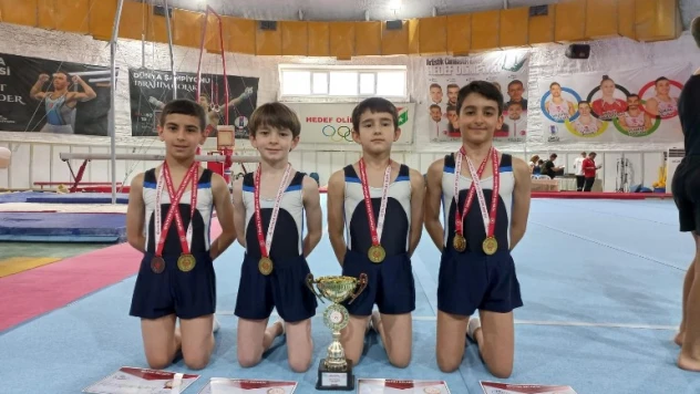 Kadir Has Ortaokulu Türkiye Şampiyonu oldu