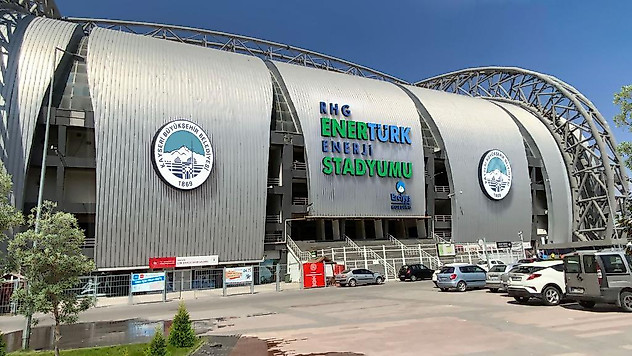 Kadir Has Stadı'nın ismi değişti