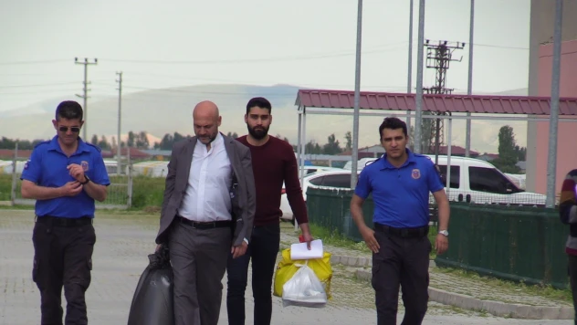 Kadir Şeker izinli olarak tekrar tahliye oldu