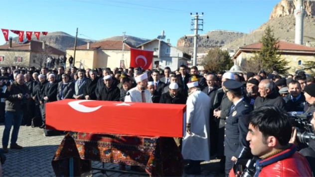 Kayseri şehidini uğurladı