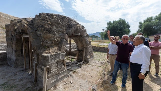 Keykubadiye Sarayı'nda çıkan eserleri sergileyecek