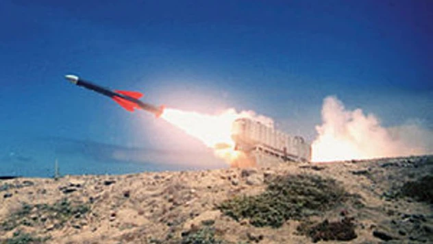 Kiev'deki Alman Büyükelçiliğine Rus füzeleri isabet etti