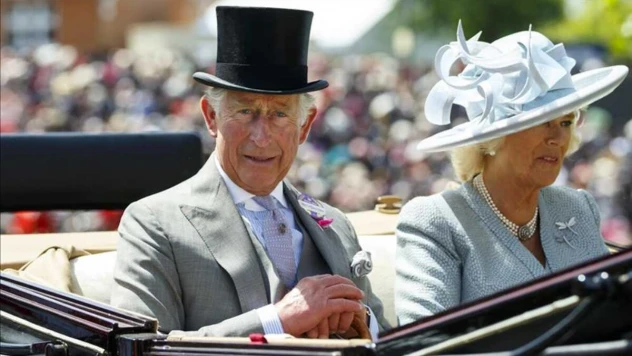 Kraliçe II. Elizabeth'in ölümünün ardından Charles resmen kral ilan edildi.