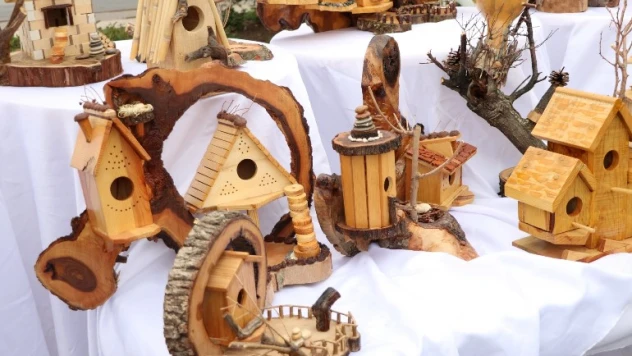 Kuş Evi Sergisi açıldı