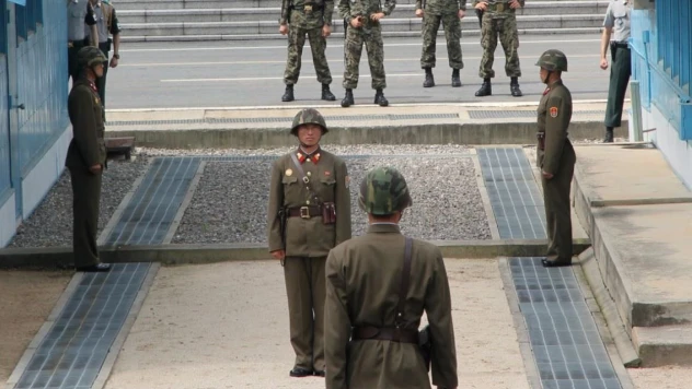 Kuzey Kore, sınırı geçen ABD'li askeri gözaltına aldığını doğruladı