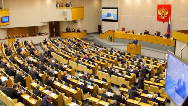 LGBT propagandasını yasaklayan yasayı onayladı.