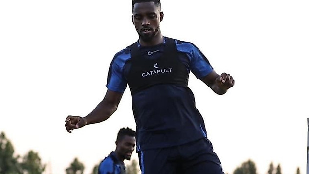 Lionel Carole takıma katıldı