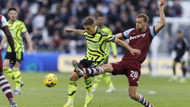 Londra derbisinde Arsenal, West Ham United'ı farklı yendi