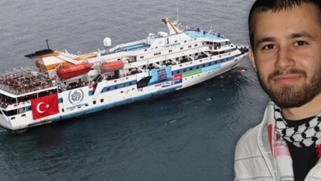 Mavi Marmara şehidi Furkan Doğan, kabri başında anıldı.