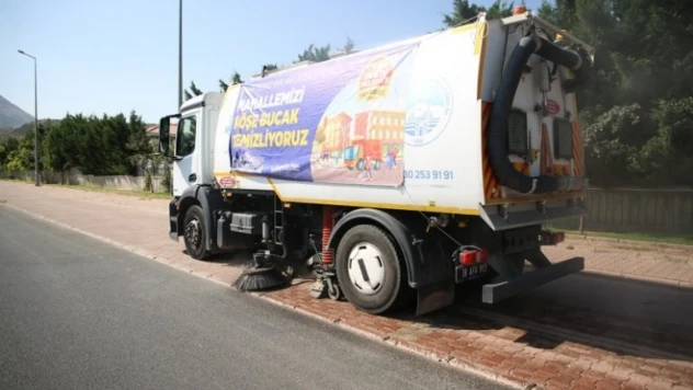 Melikgazi'nin Toplu Temizlik Çalışmaları Devam Ediyor