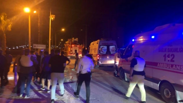 Mersin'de Mezitli polisevi yakınındaki patlama ve çatışma gercekleşti